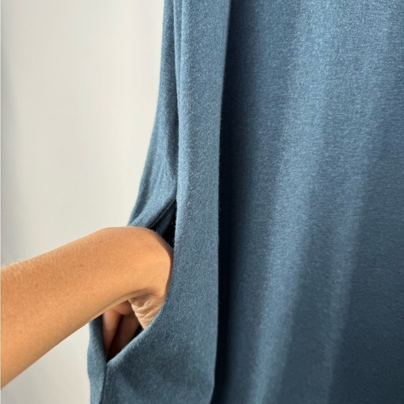 NWT Synergy Organic Cotton Sleeveless Dress in Blue Size Extra Small - Picture 2 of 6